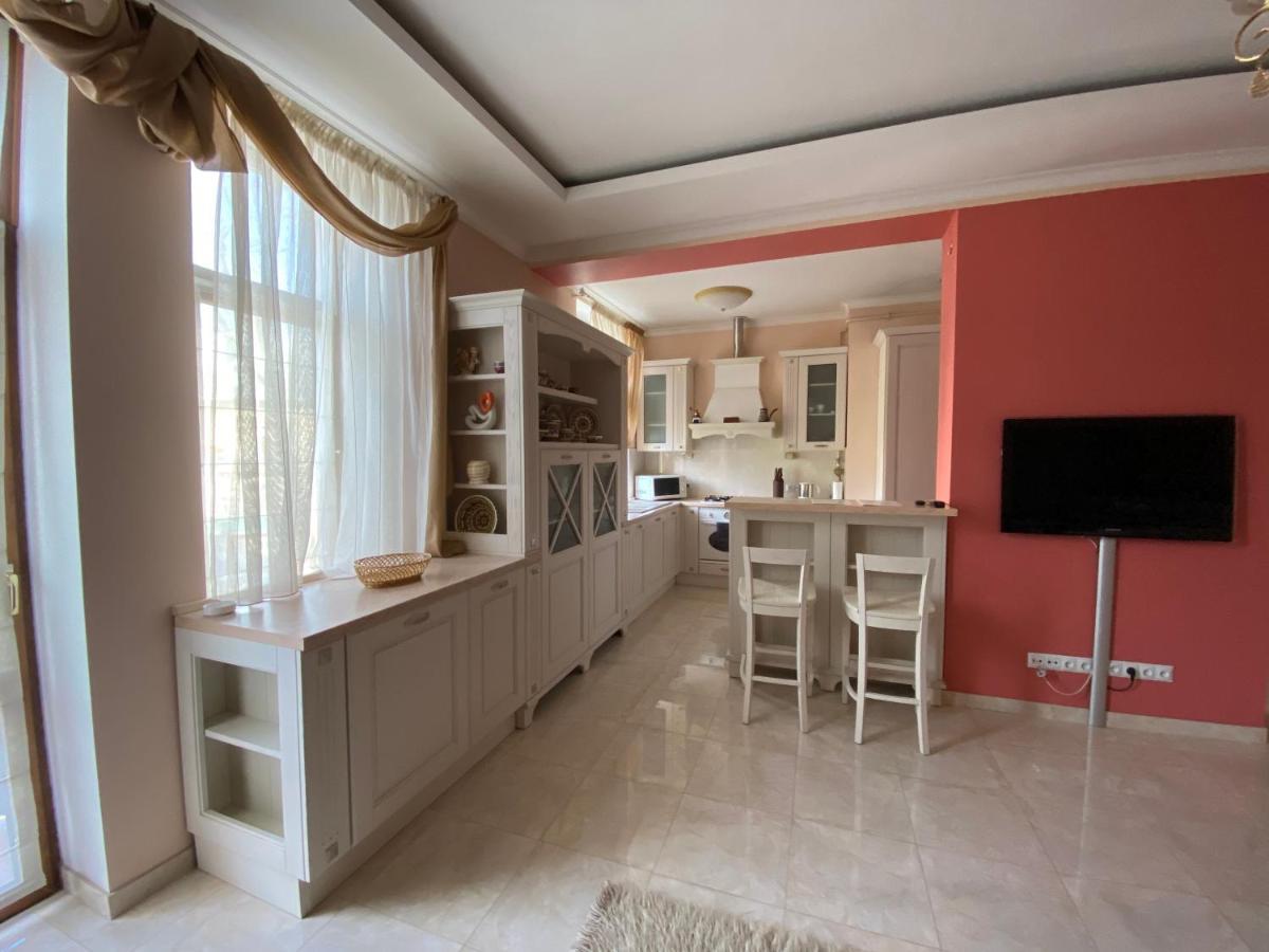 Grand Apartment 利沃夫 外观 照片