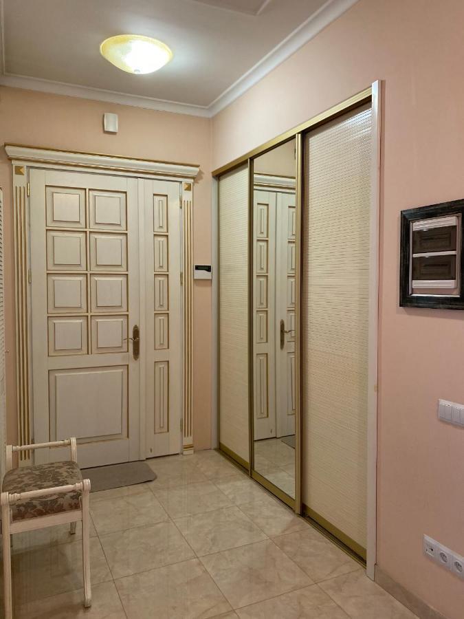 Grand Apartment 利沃夫 外观 照片