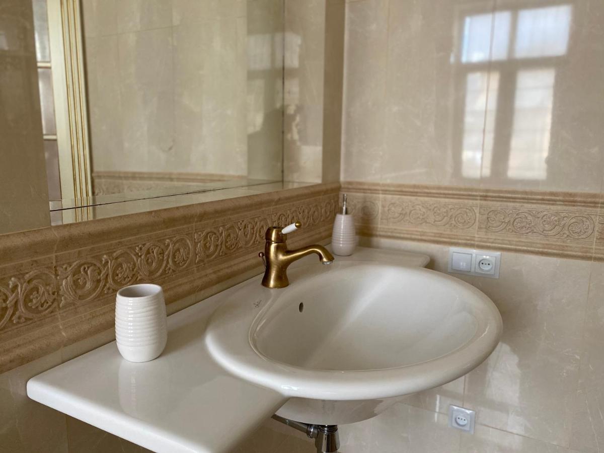Grand Apartment 利沃夫 外观 照片