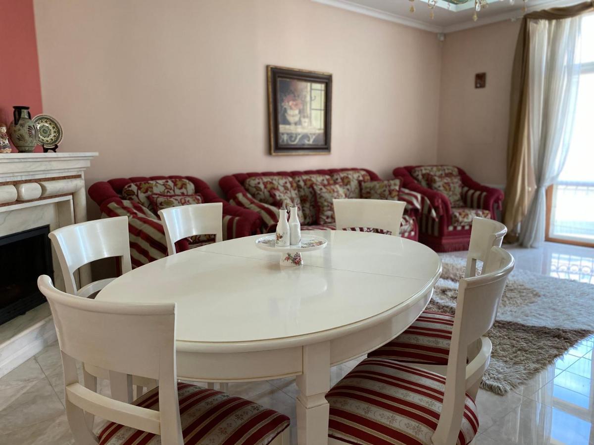 Grand Apartment 利沃夫 外观 照片